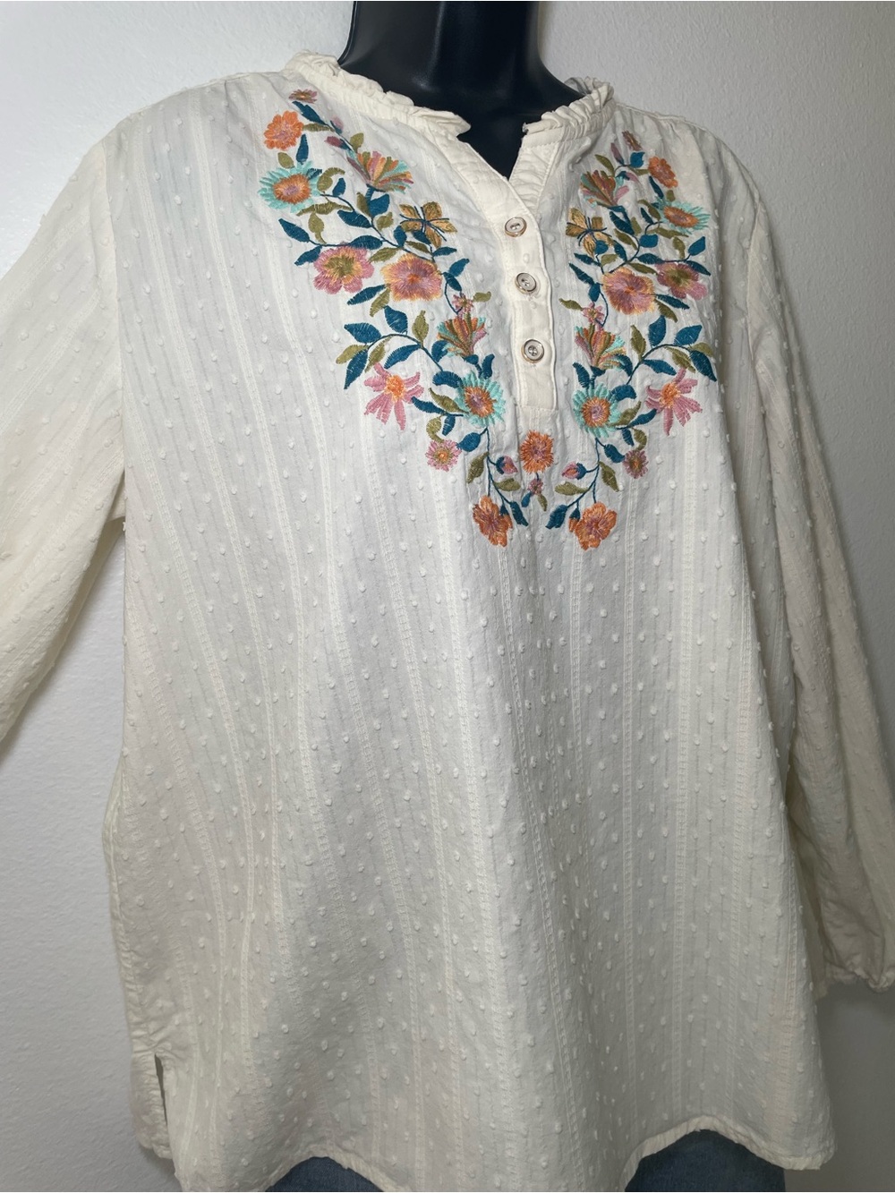 Women’s L Ivory Floral Embroidered Cotton Blouse Boho Ruffle Tunic Top - Picture 3 of 8